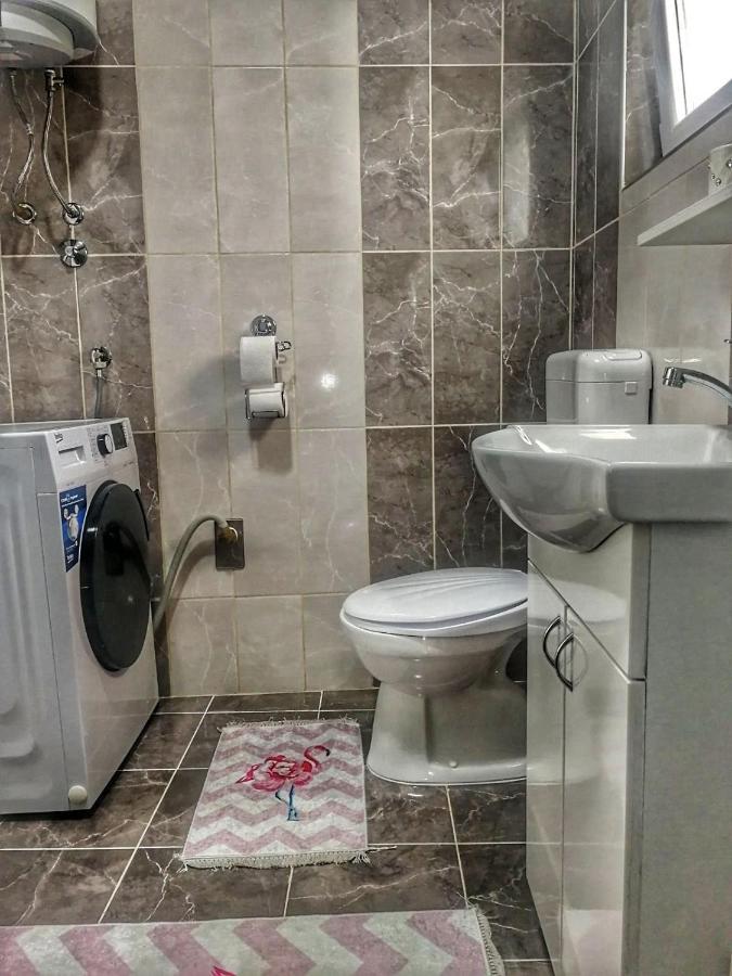 Apartman Visoko-Oaza Mira Exteriér fotografie